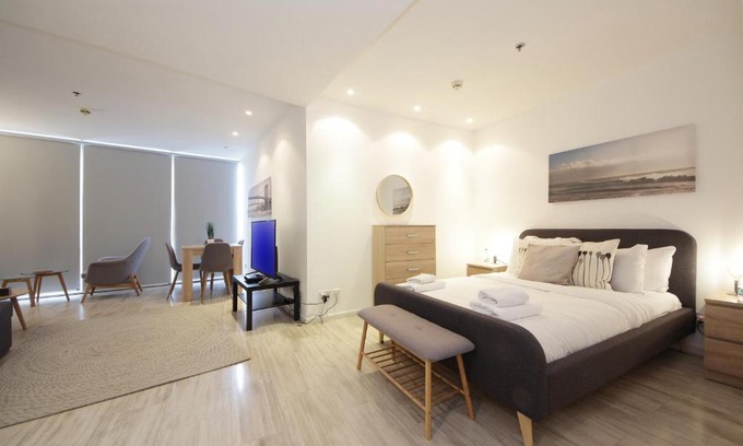 Jadaf Apartment | Signature Holiday Homes - Luxury Studio Apartment D1 Tower Waterfront View