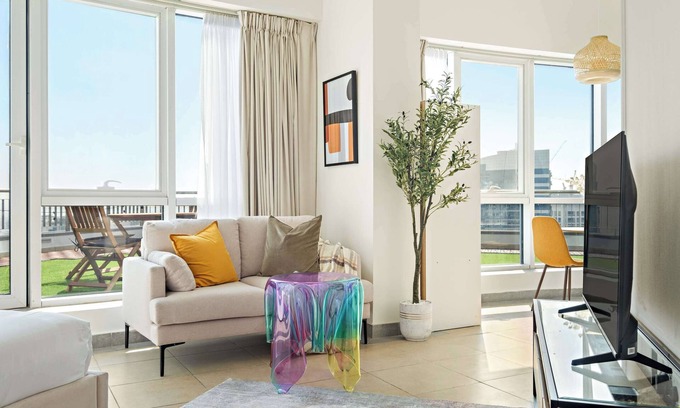 Barsha Heights Apartment | Silkhaus Chic Studio | Barsha Heights | Madison