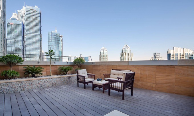 Dubai Marina Apartment | Sophisticated 3BR in Dubai Marina With Stunning Marina Views
