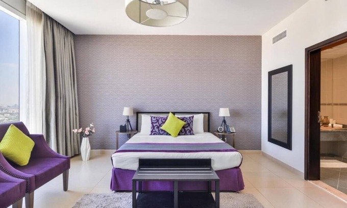 Trade Center House | Standard 2 Bedroom Apartment Near WTC Metro