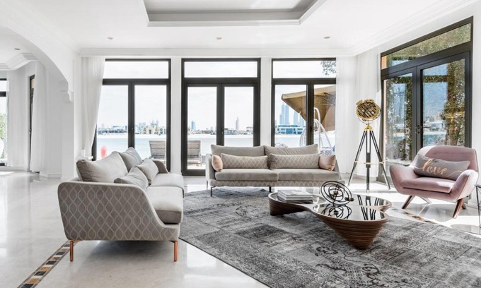 Palm Jumeirah Villa | Stella Stays Magnificent 4 BDR Palm Villa Beach Private Pool