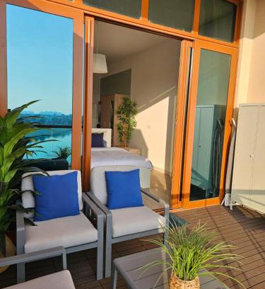 Palm Jumeirah Apartment | Studio *stunning SEA VIEW*