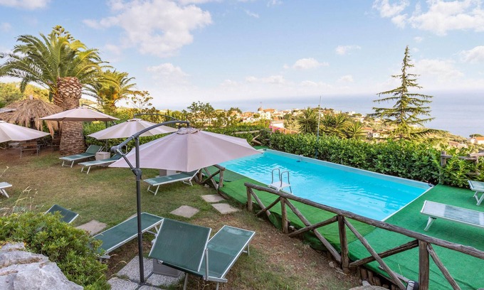 Sant'Agata sui Due Golfi Apartment | Stunning apartment in Massa Lubrense NA