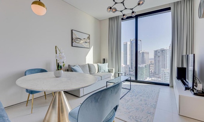 Dubai Marina Apartment | Stylish apartment in Address Beach Residence