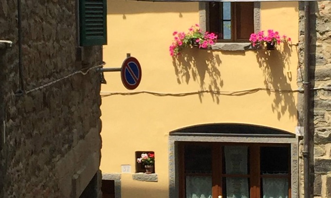 Cortona Old Town House | the exclusive heart of Tuscany.