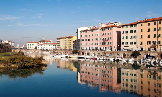 Livorno House | The Port Residence