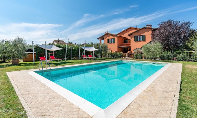 Loro Ciuffenna Apartment | This property is one of four very cosy apartments which are located at the edge of a pretty traditio