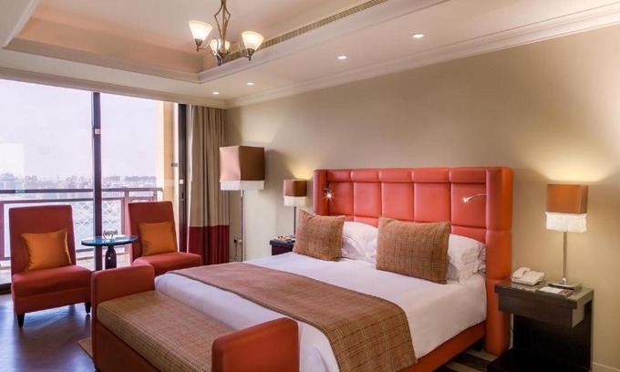 Dubai Media City Apartment | Three Bedroom Apartment In Media City By Luxury Bookings