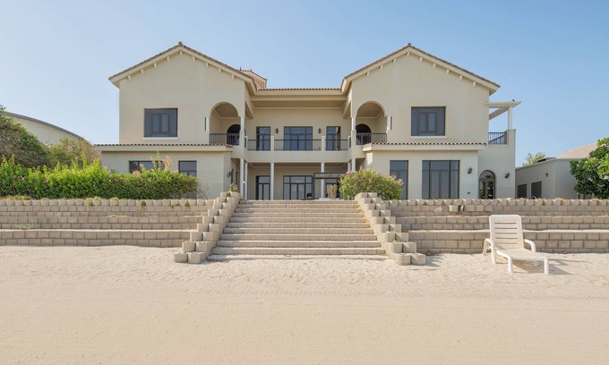Palm Jumeirah Villa | Upgraded 6Bedroom Villa on Beach The Palm Jumeirah
