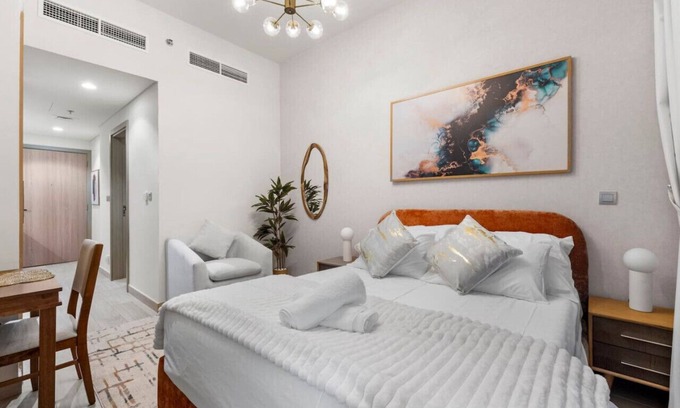 Nad Al Sheba Apartment | Urban Luxe Studio in Dubai