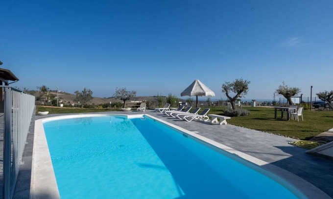 Citta Sant'Angelo Villa | Villa ∙ 2 bedrooms ∙ 4 guests