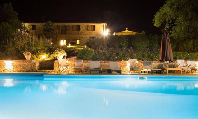 Monteroni d'Arbia Villa | Villa ∙ 9 bedrooms ∙ 18 guests