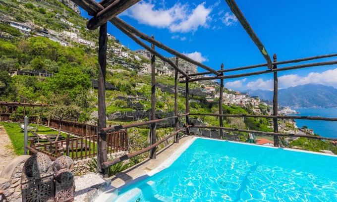 Vettica Villa | Villa Alba d'Oro - Historic luxury villa