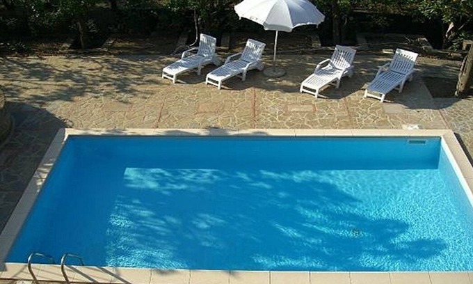 Sant'Agnello House | Villa Fillide E: A cozy and welcoming two-story apartment surrounded by the greenery, with Free WI-FI.