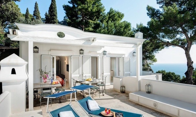 Marina Piccola Villa | Villa la Piazzetta In Capri - Amalfi Coast