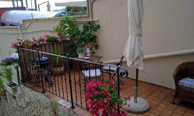 Vomero House | Villa Olga Luxury Low CostDependance Chiaia