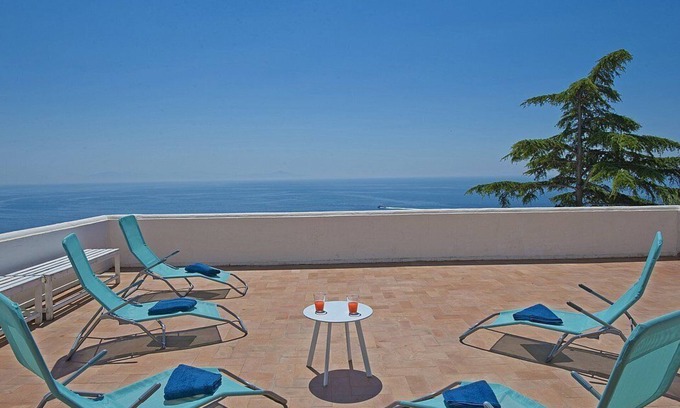 Praiano House | Villa Solare: A characteristic two-story independent house which faces the sun and the sea, with Free WI-FI.