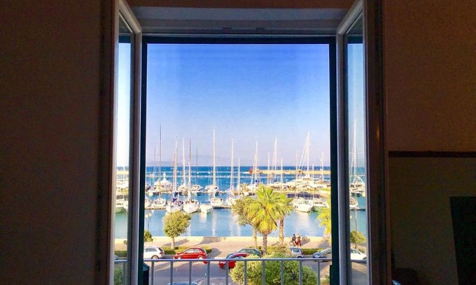 Gaeta House | Vivi Gaeta