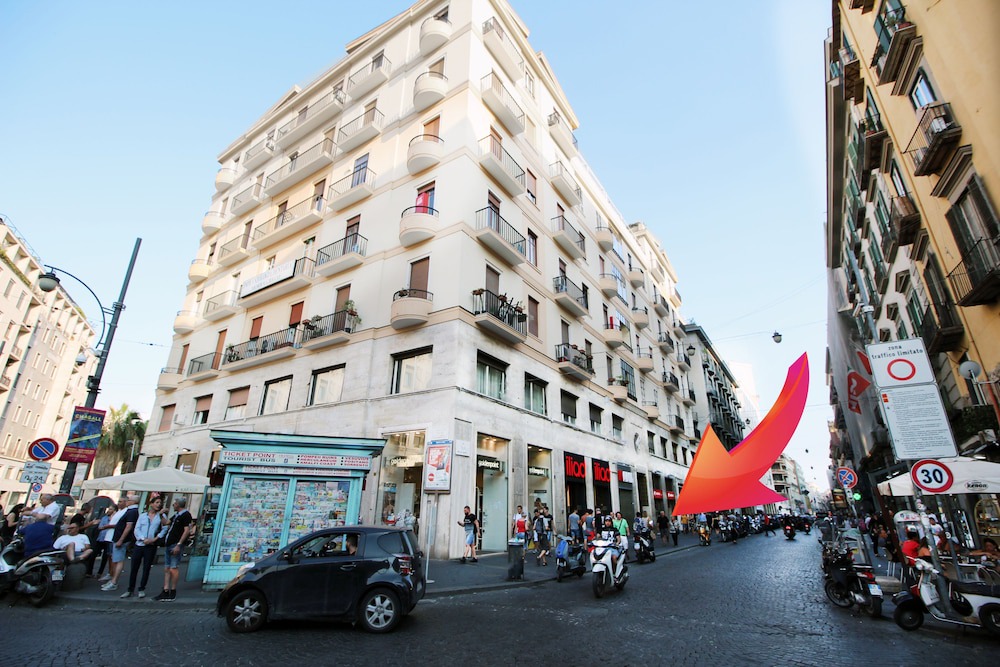 Historical Center Hotel | Piazza Carità