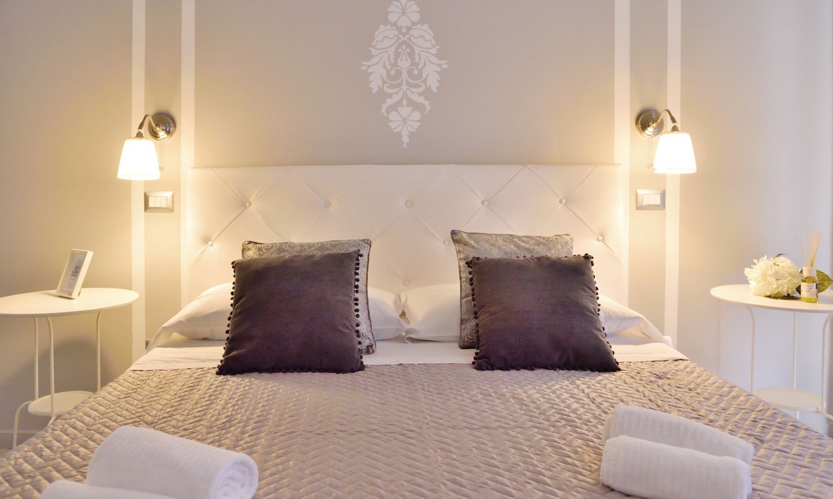 Portici Hotel | Insula House B&B