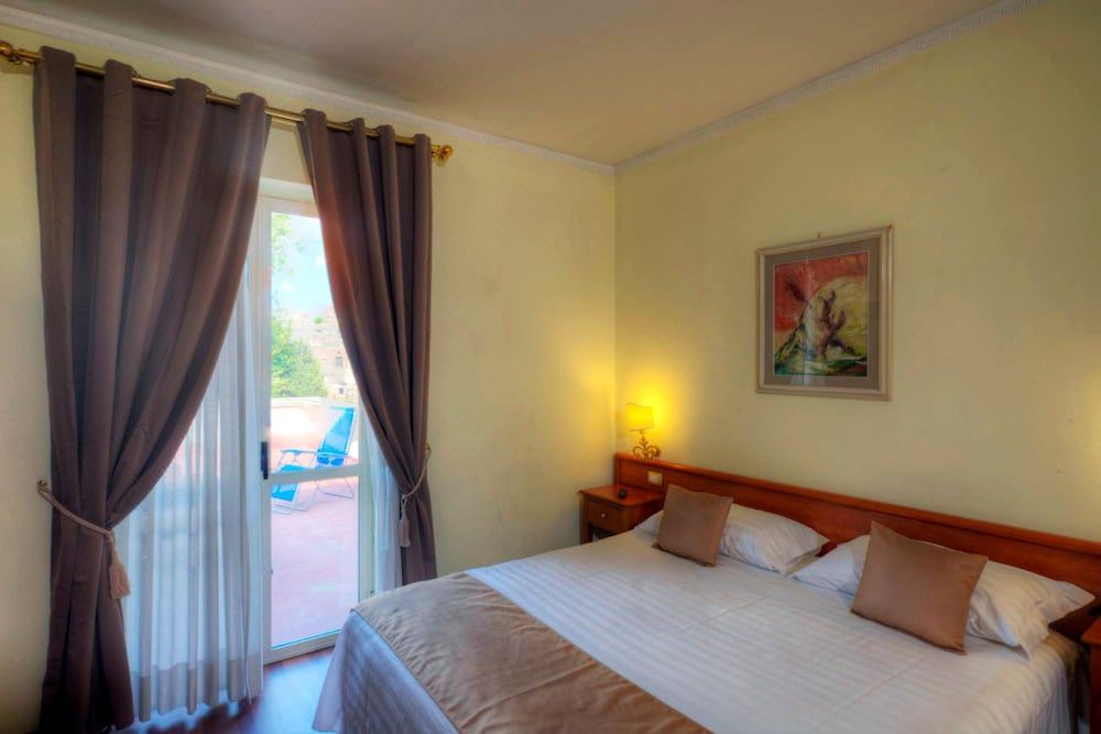 Photo of Bedroom in Lancusi