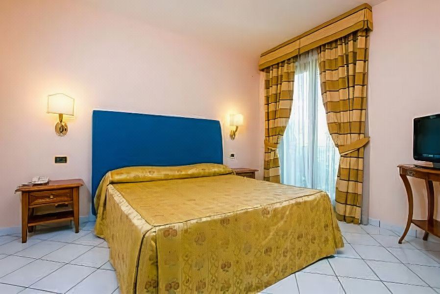 Photo of Bedroom in Nocera Superiore
