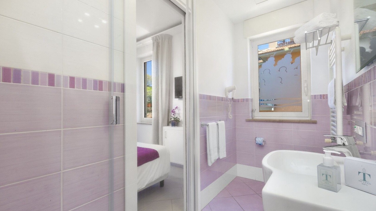 Photo of Bathroom in Sorrento City Centre