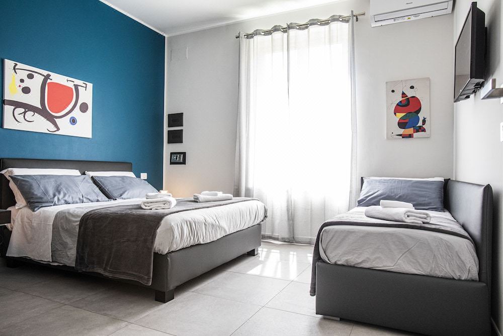 Photo of Bedroom in Naples City Centre