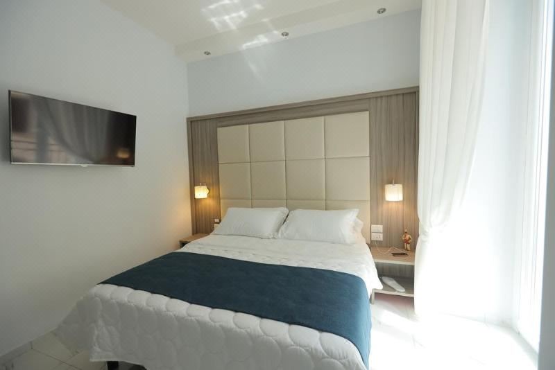 Photo of Bedroom in Naples City Centre
