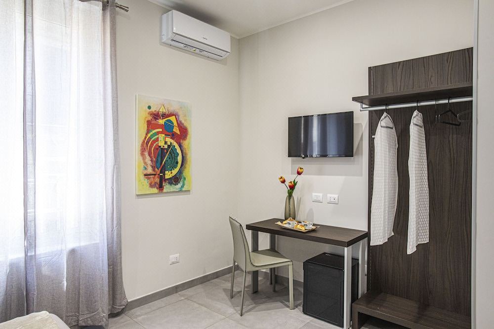 Photo of Livingroom in Naples City Centre