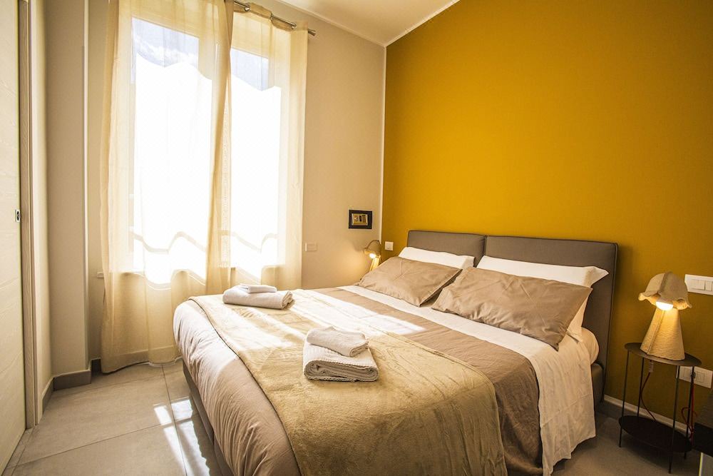 Photo of Bedroom in Naples City Centre