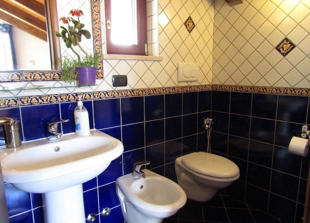 Photo of Bathroom in Campinola