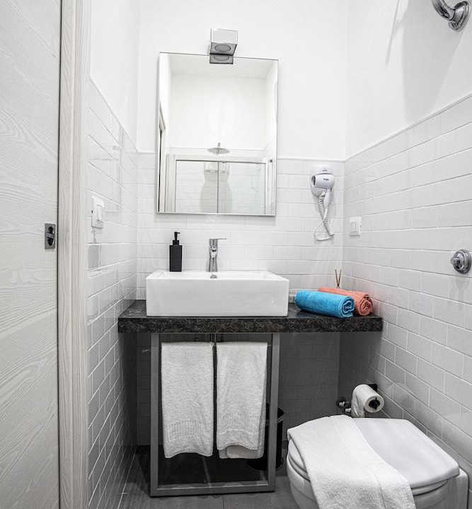 Photo of Bathroom in Naples City Centre