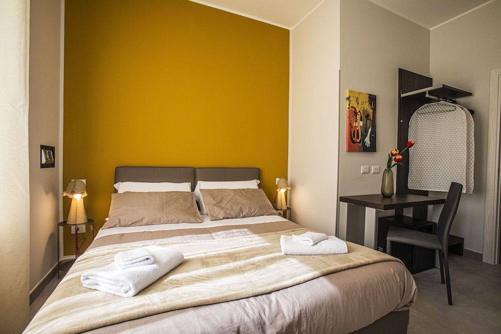 Photo of Bedroom in Naples City Centre