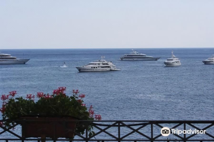 Photo of Others in Marmorata