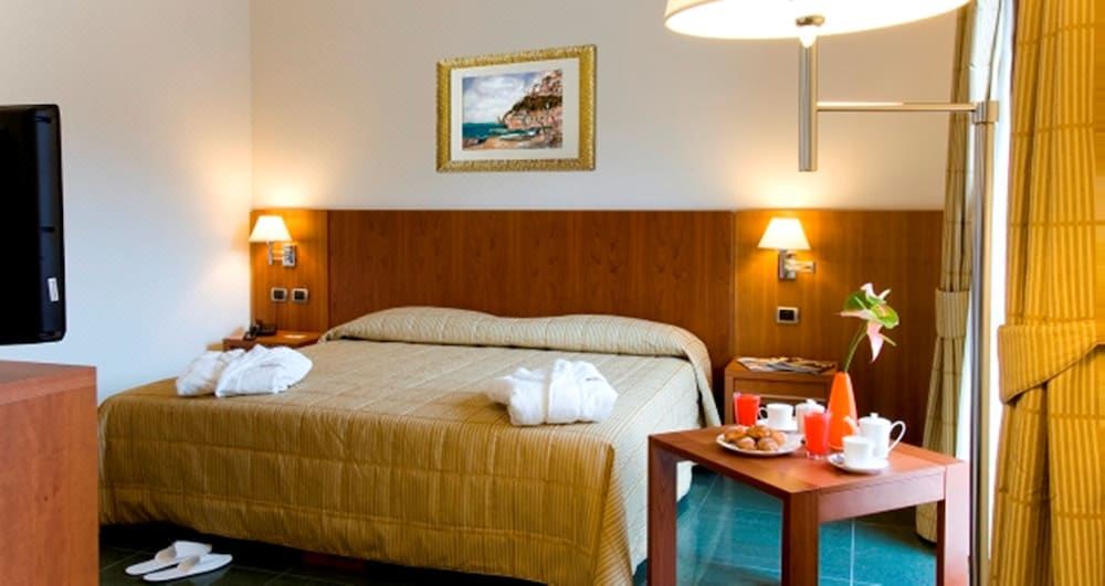 Photo of Bedroom in Lancusi