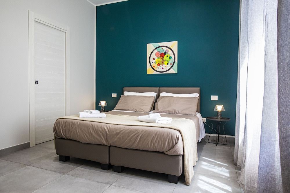 Photo of Bedroom in Naples City Centre