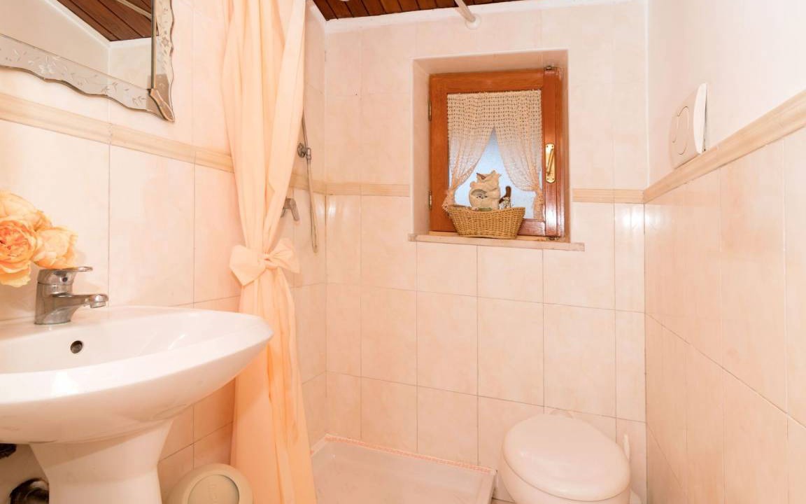 Photo of Bathroom in Sant'Agata sui Due Golfi