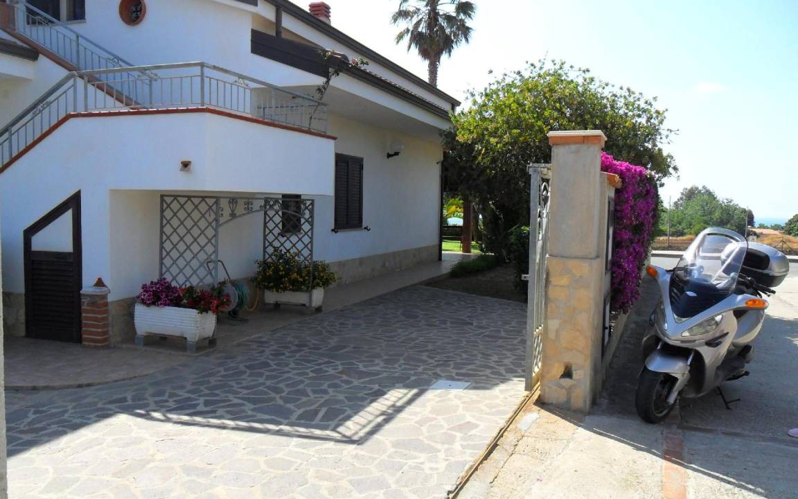Photo of Buildings in Ricadi