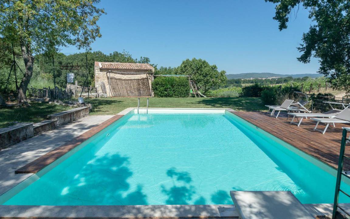 Photo of Others in Saturnia