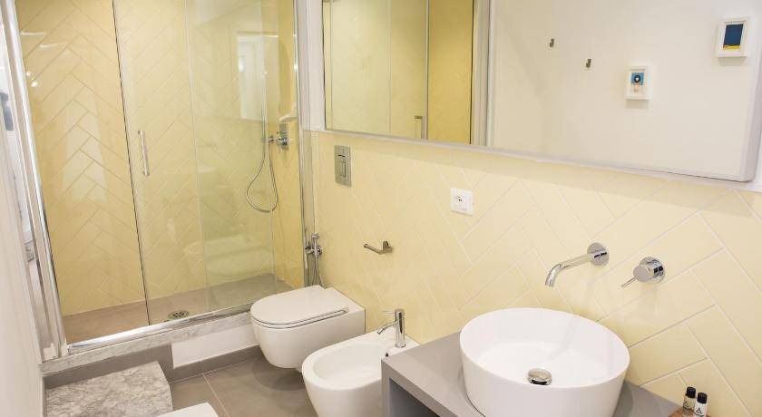 Photo of Bathroom in Fuorigrotta