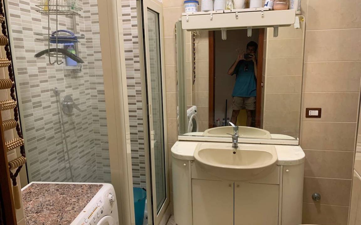 Photo of Bathroom in Naples City Centre