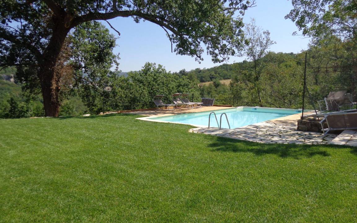 Photo of Others in Saturnia