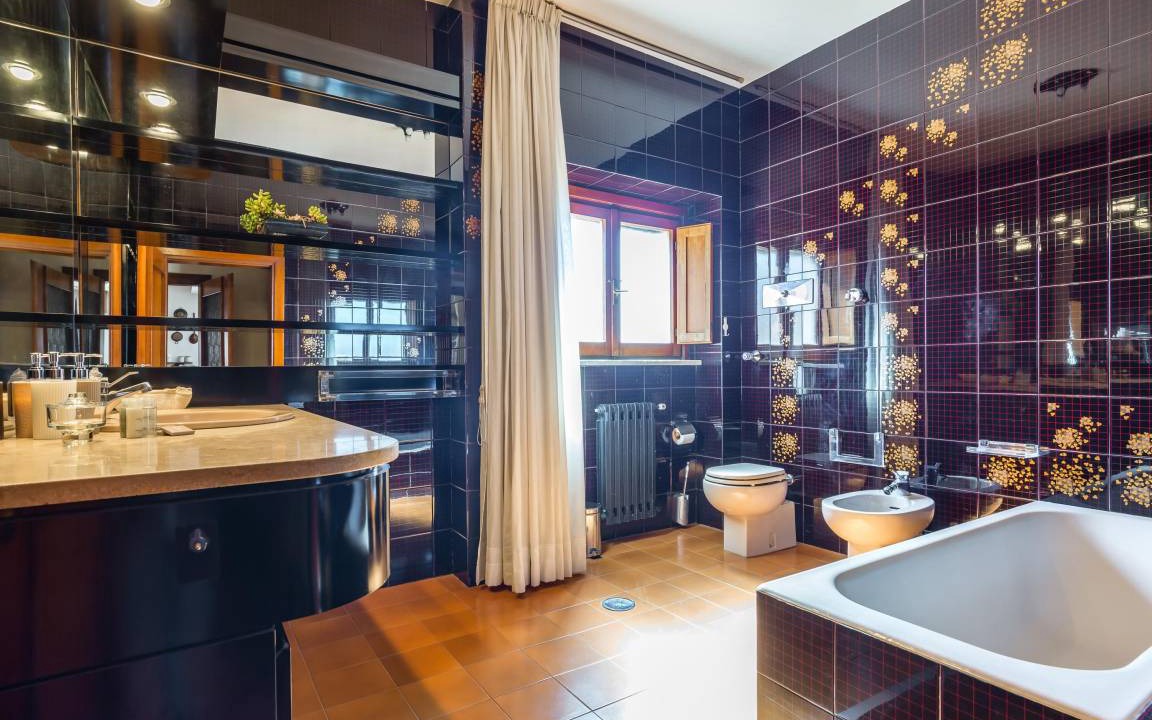 Photo of Bathroom in Arenella