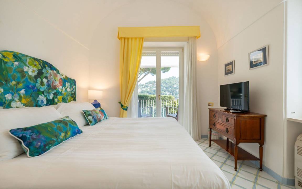 Photo of Bedroom in Capri