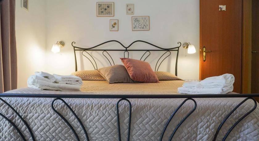 Photo of Bedroom in Fuorigrotta
