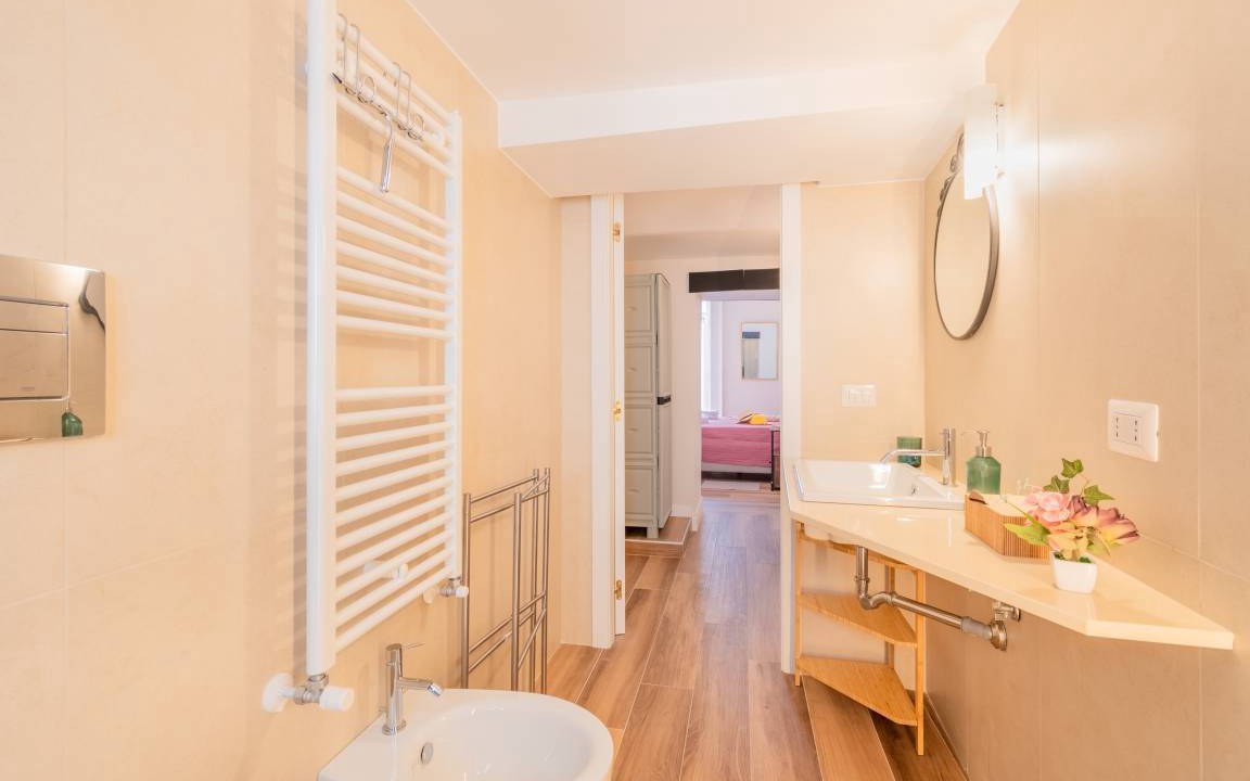 Photo of Bathroom in Historical Center
