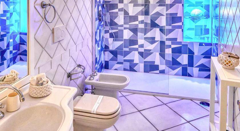 Photo of Bathroom in Capri