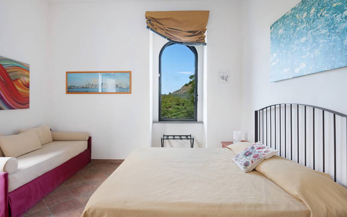 Photo of Bedroom in Pozzuoli