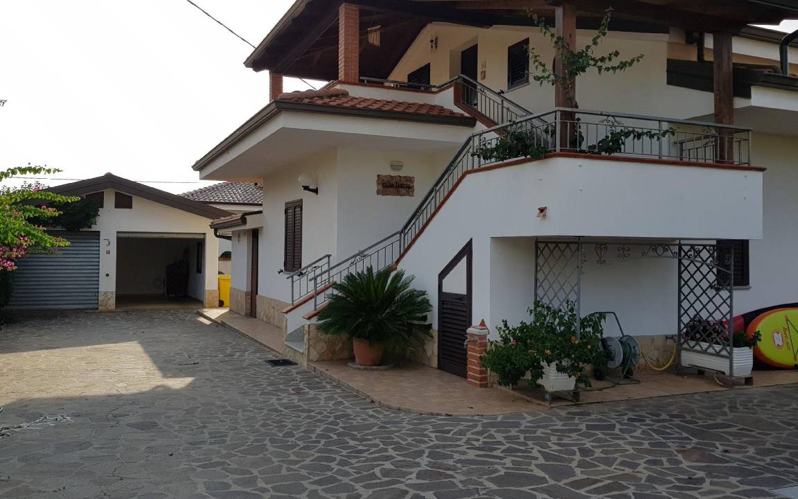 Photo of Buildings in Ricadi